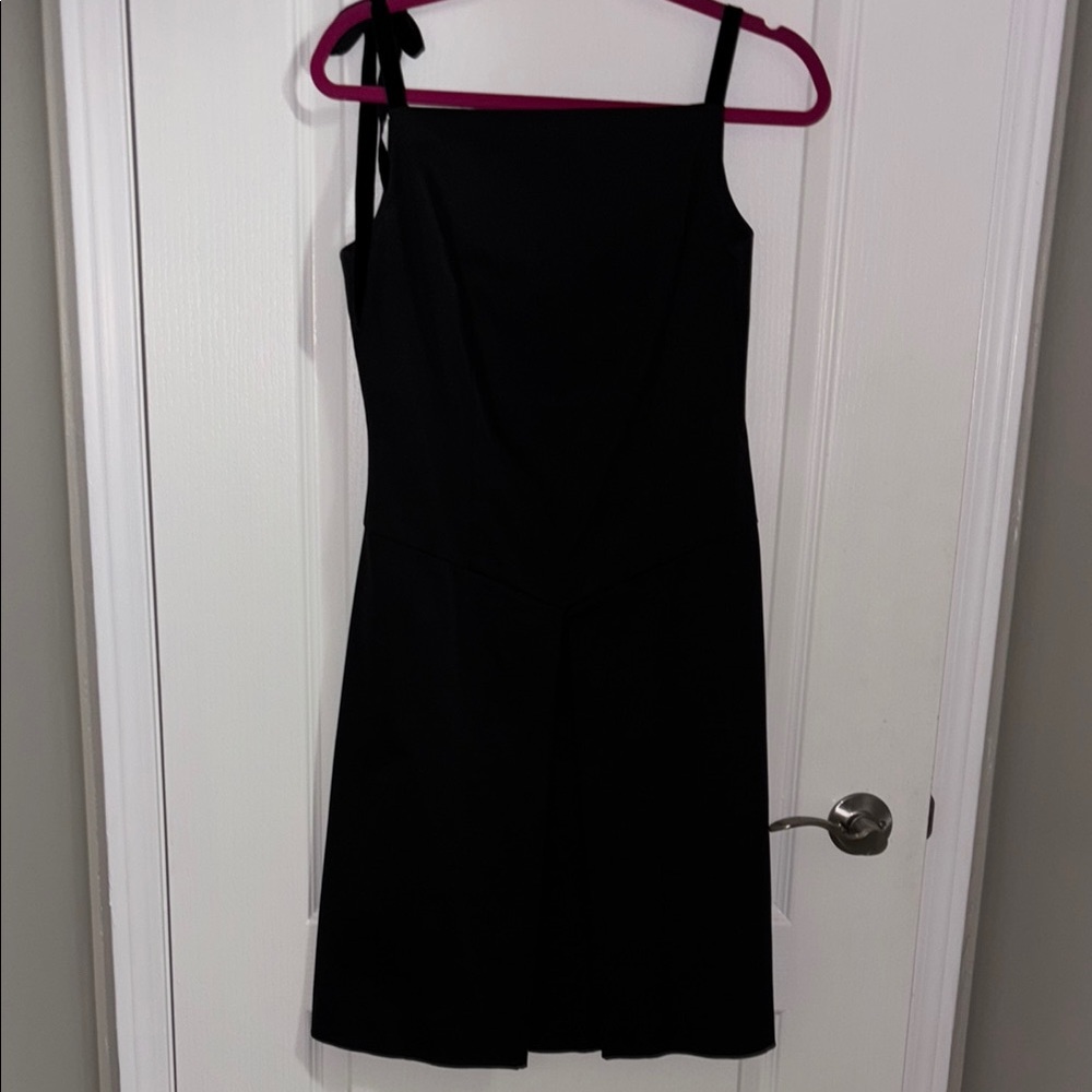 Black Square Neck Sheath Cocktail Dress